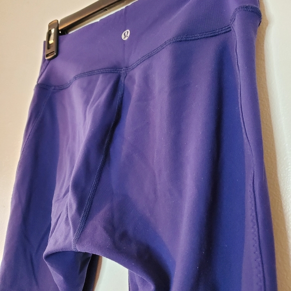 Lululemon purple highrise leggings size 8 - Picture 6 of 10